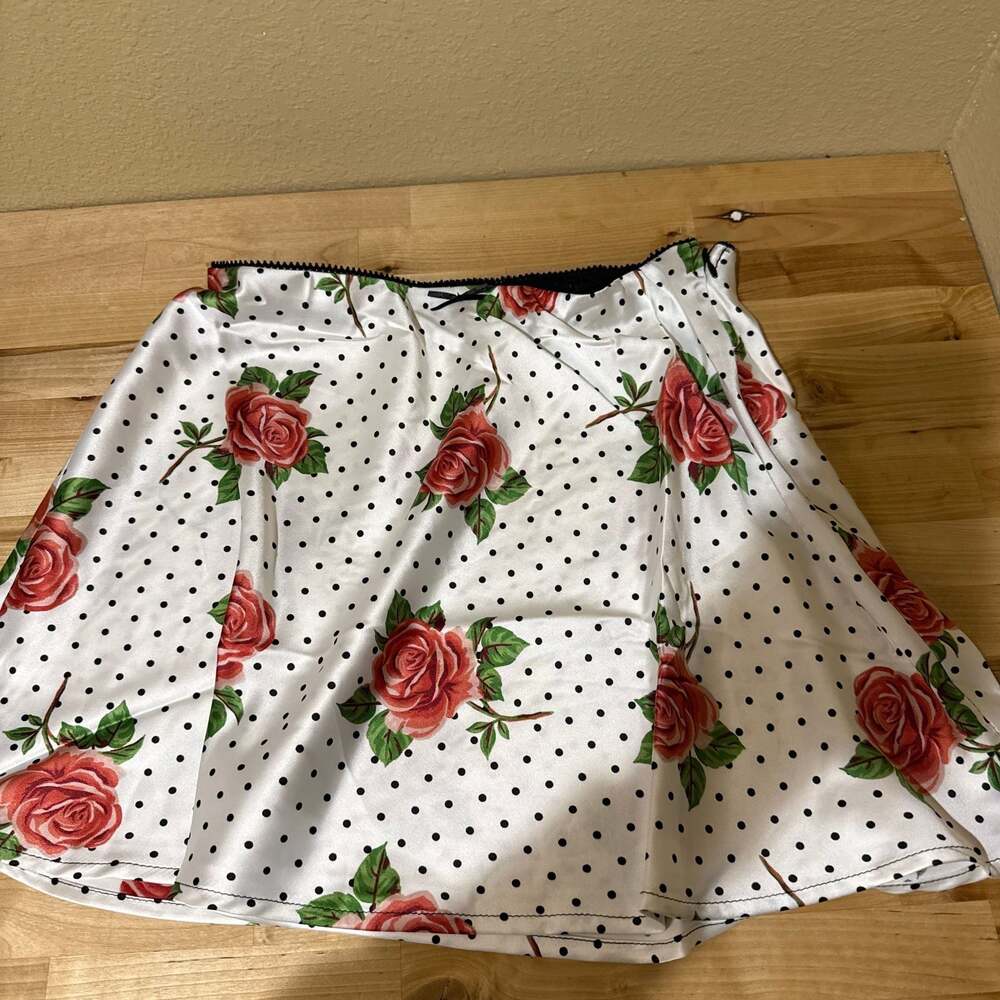 LIFE Red Rose Floral and Polka Dot Print Satin Skirt - M
